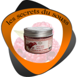 مقشر الجسم بالسكر وتوت العليق: مقشر طبيعي لبشرة مشرقة